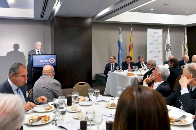 ante-las-criticas,-el-gobierno-defendio-la-postulacion-del-juez-lijo-para-la-corte-y-nego-un-pacto-de-impunidad-con-cristina