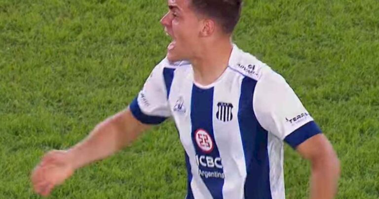 federico-girotti-exploto-tras-la-eliminacion-de-talleres-en-la-copa-de-la-liga:-nos-quisieron-acostar-y-nos-acostaron