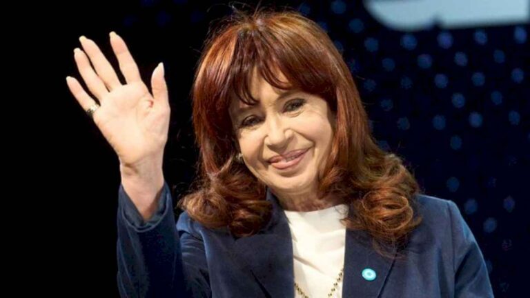 cristina-kirchner-compartio-una-critica-contra-milei-que-lo-compara-con-zaffaroni-por-su-politica-fiscal