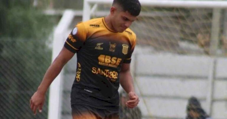 conmocion-por-la-muerte-de-un-futbolista-de-17-anos-en-santiago-del-estero:-afirman-que-se-suicido