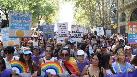 «El costo político de la marcha en favor del colectivo LGBT+ para el Gobierno es nulo»