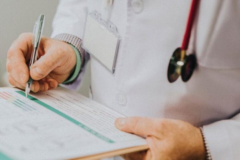 El Gobierno autorizó aumentos a la medicina prepaga