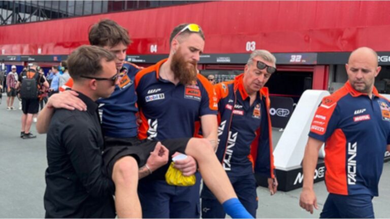 Video: Valentín Perrone derrapó en el final del GP de Argentina en Moto 3 y no pudo sumar puntos