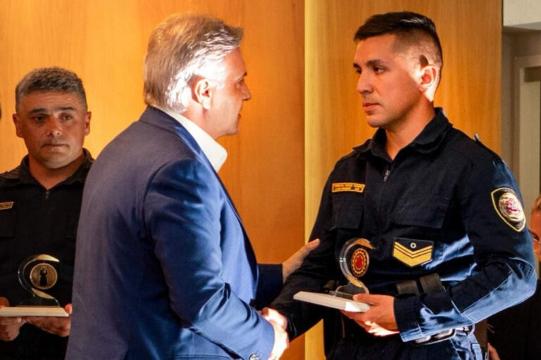 Martín Llaryora pidió penas más duras para quienes agreden a la Policía