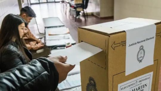El malestar social y la desconfianza política impactan más que el dólar en las elecciones