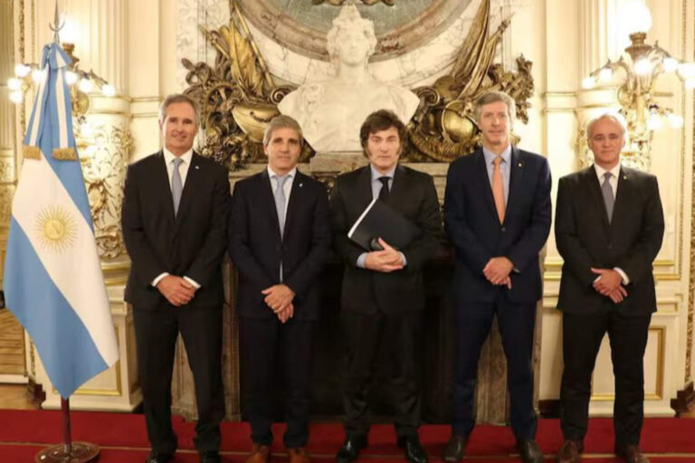 Un camino hacia la sostenibilidad fiscal a través de la reducción de la deuda