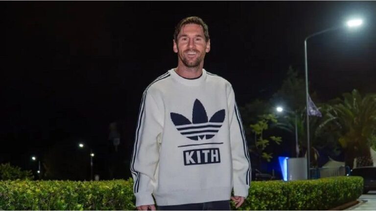 Con Lionel Messi a la cabeza, así llegaron los jugadores de la Selección argentina al predio AFA