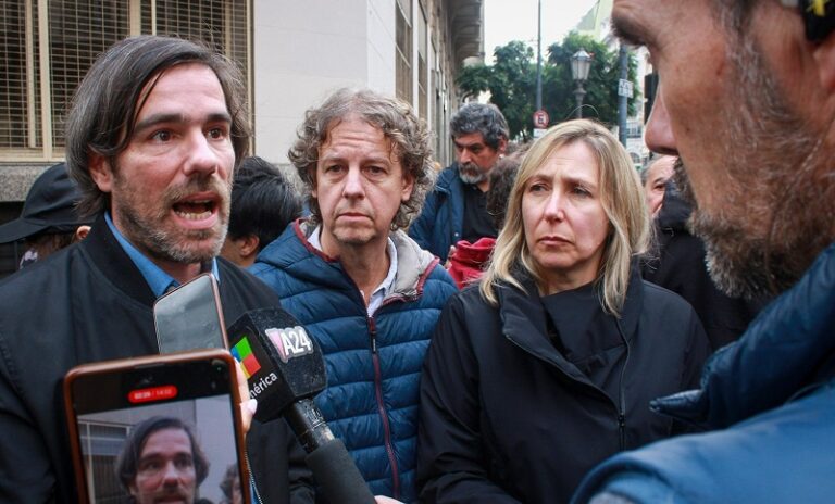 Bregman, Del Caño y Castillo denunciaron la proscripción política contra Cristina Kirchner