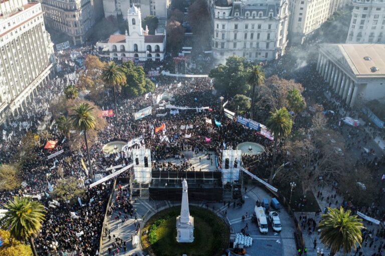 Cristina Kirchner, en vivo: las repercusiones de la marcha y cómo se ordena el PJ