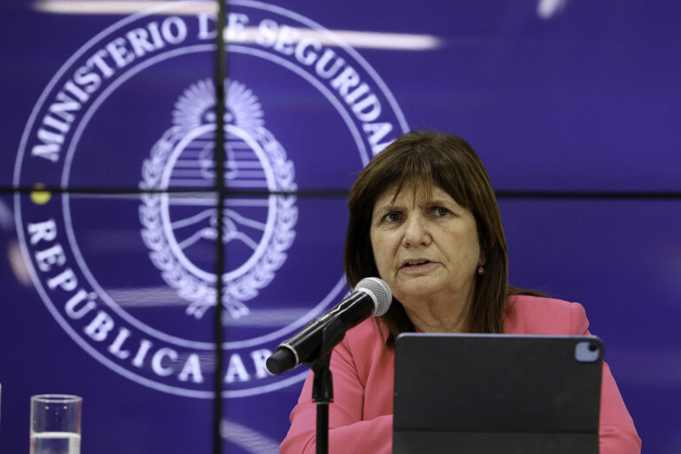 Diputados de UxP y la Izquierda piden la nulidad del nuevo estatuto de la Policía Federal