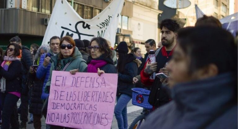 En Bahía Blanca movilizamos contra la proscripción y el avance autoritario