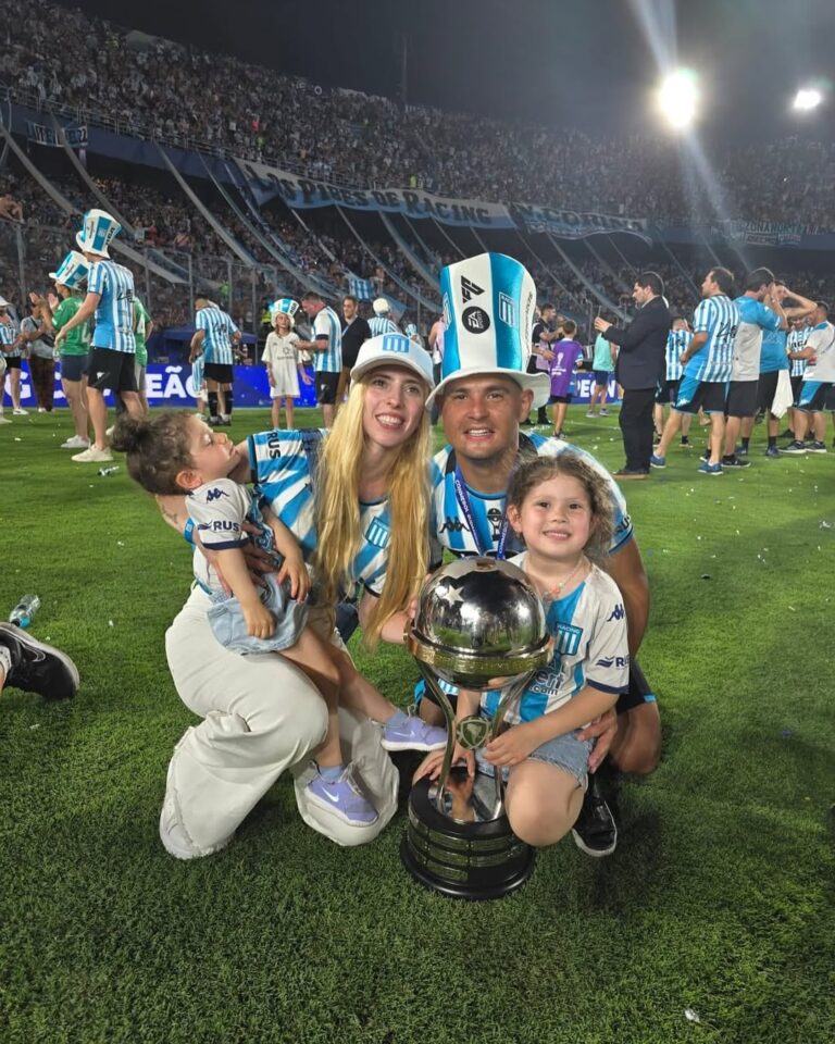 El duro posteo de la esposa de Salas debido a las críticas por su pase de Racing a River