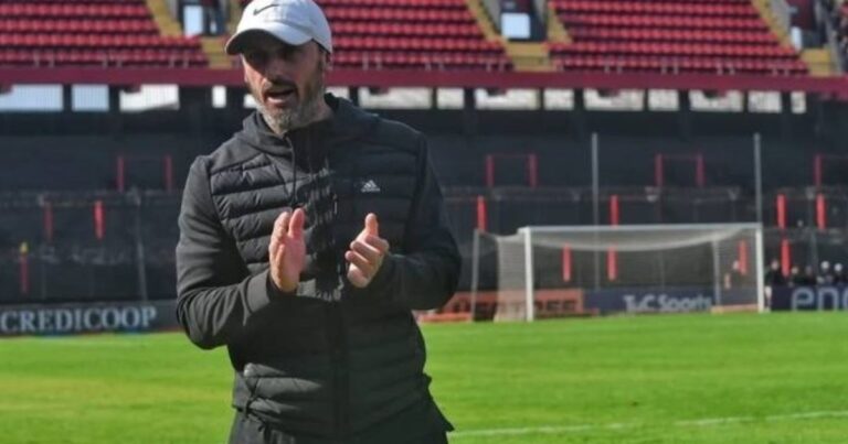 Colón, cerca de cerrar al entrenador para lo que resta del campeonato