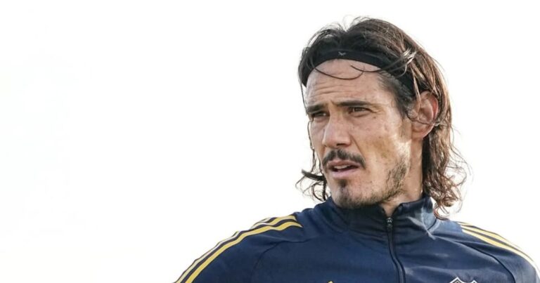 El mensaje de Cavani para sus compañeros tras la eliminación de Boca