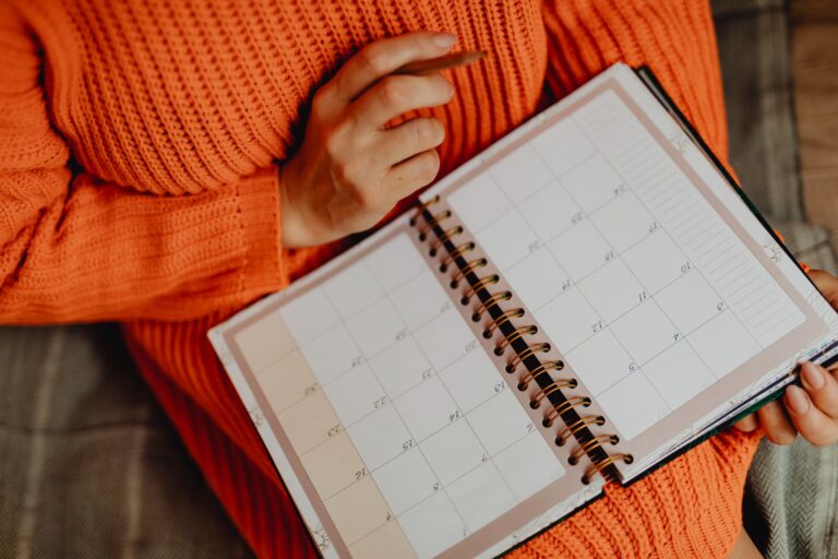 Es feriado o día no laborable este 15 de agosto?