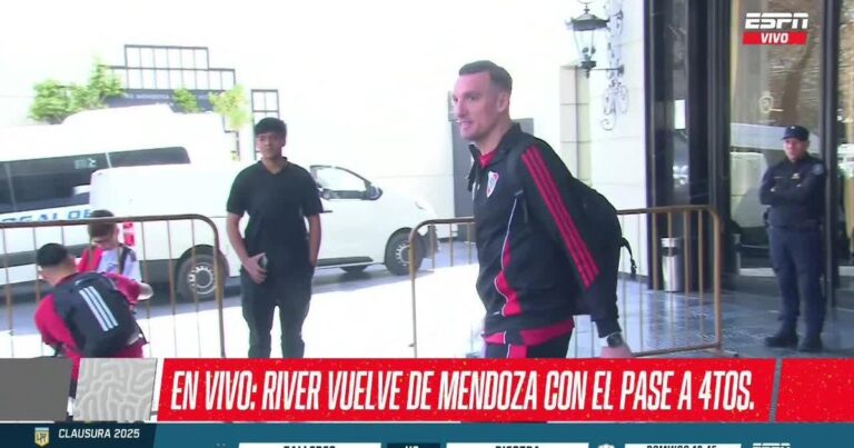 La ovación de los hinchas de River para Franco Armani en la puerta del hotel
