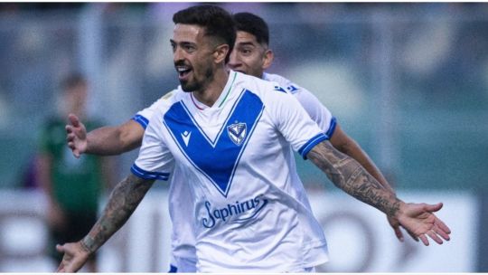 Manuel Lanzini cortó su sequía de goles, anotó por primera vez con Vélez y se llevó una victoria ante San Martín de San Juan