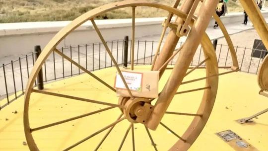 Florecen mil libros: lanzan una original campaña para estimular la lectura