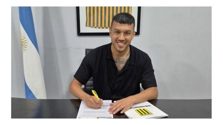 Quién es Gustavo Cabral, el jugador que compartió cancha con Messi y es el nuevo fichaje de Almirante Brown