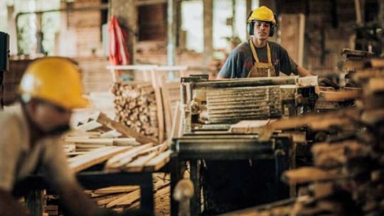 Industria: en noviembre, el uso de la capacidad instalada llegó al nivel más bajo en ocho meses