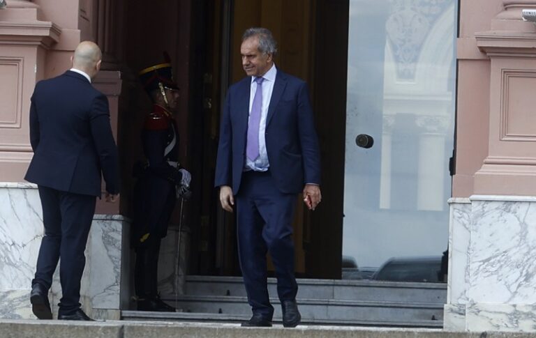 Scioli toca los números de turismo y ahora recurre a un Previaje low cost