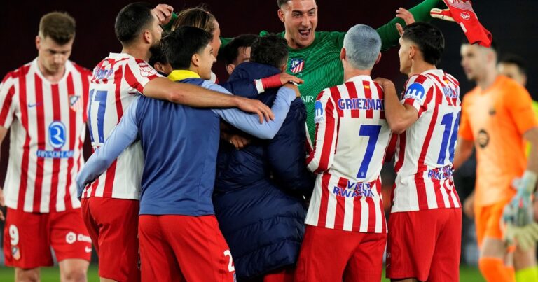 Gracias a un Musso en modo Dibu Martínez, Atlético de Madrid «sólo perdió 3-0» ante Barcelona y es finalista de la Copa del Rey