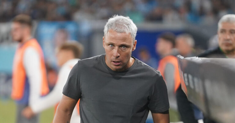 Por qué Israel Damonte dejó de ser el entrenador de Boston River, que puede ser rival de un argentino en Sudamericana