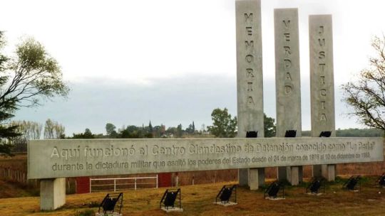 Restos hallados en La Perla: Su voz fue apagándose de a poco, el relato del hijo de un desaparecido