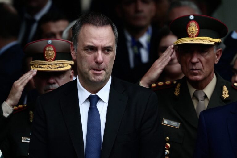 Manuel Adorni, Jefe de Gabinete de la Nación, en un acto oficial.