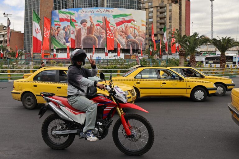 Mapa de Medio Oriente con referencia al conflicto y la zona del Estrecho de Ormuz.