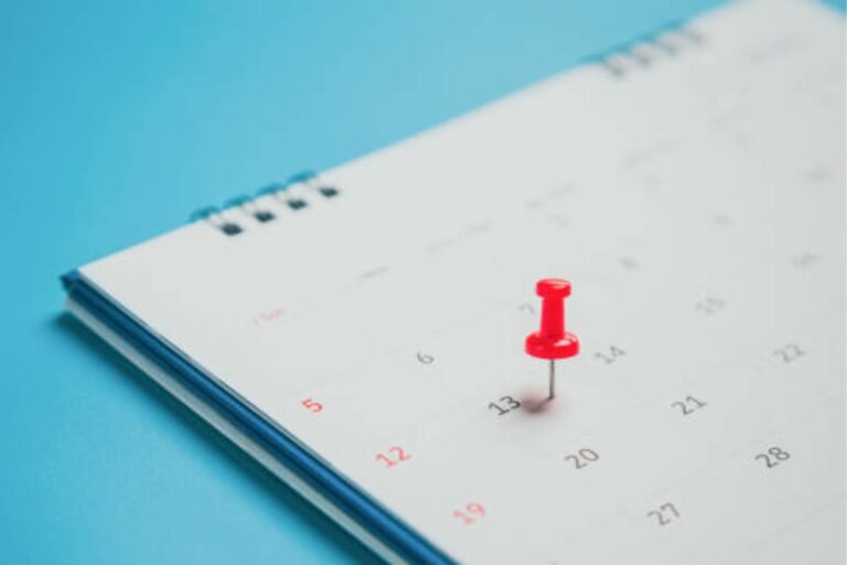 Ilustración simbólica de la kinesiología en Argentina, representando movimiento y rehabilitación.