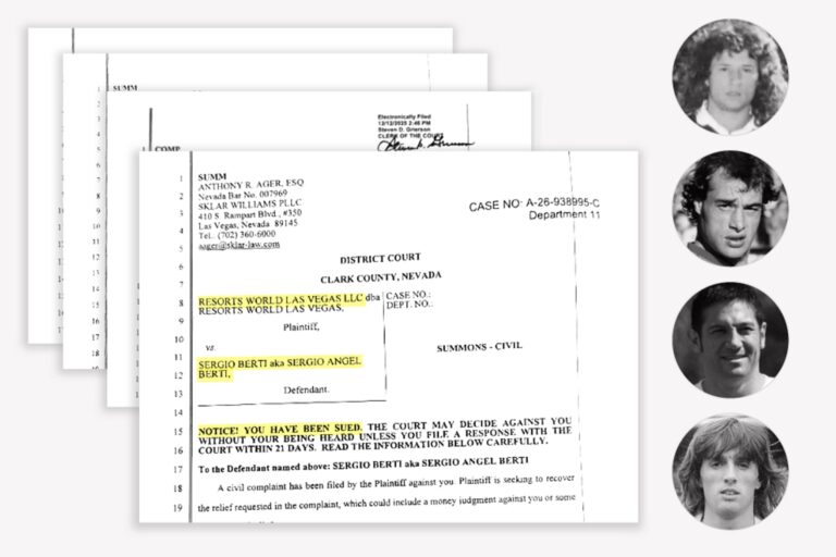 Fotografía de archivo de los exfutbolistas argentinos Norberto Ortega Sánchez, Sergio Berti, Sergio Zárate y José Flores.