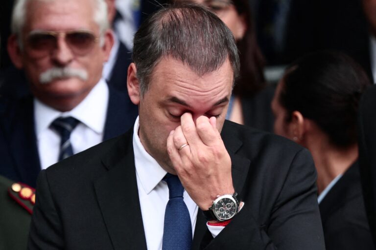 Fotografía de archivo de Manuel Adorni, vocero presidencial, en conferencia de prensa.