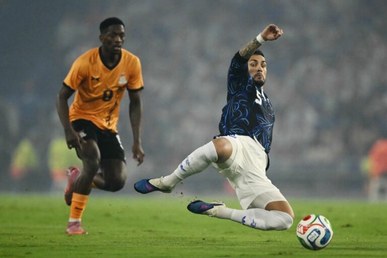 Jugadores de la Selección Argentina de fútbol durante un partido amistoso.