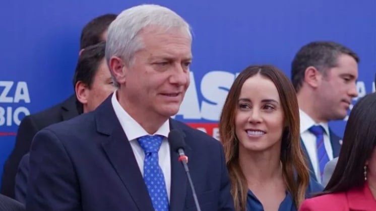 Mara Sedini, vocera presidencial de Chile, durante una conferencia de prensa.
