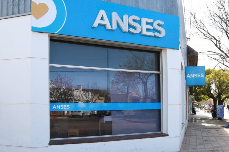 Calendario de pagos del aguinaldo de ANSES para jubilados en junio 2026