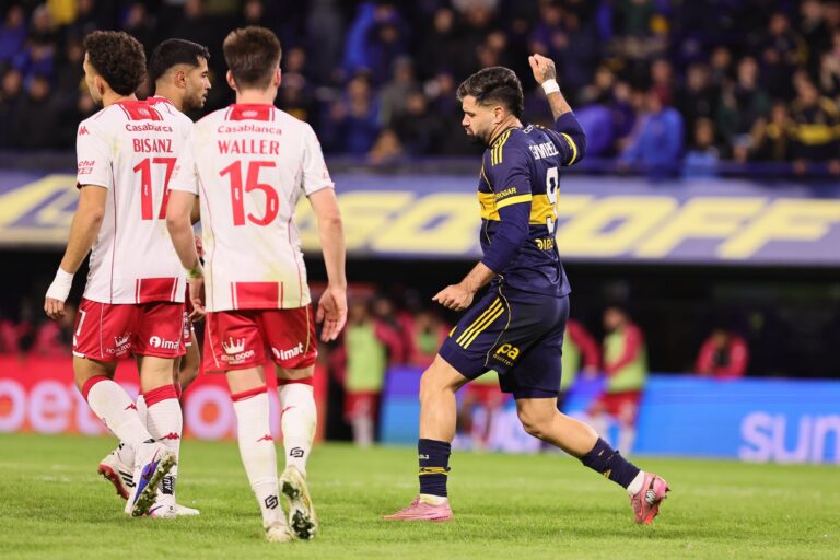 Jugadores de Boca entrenando en el predio de Ezeiza previo al partido contra Cruzeiro por la Copa Libertadores 2026