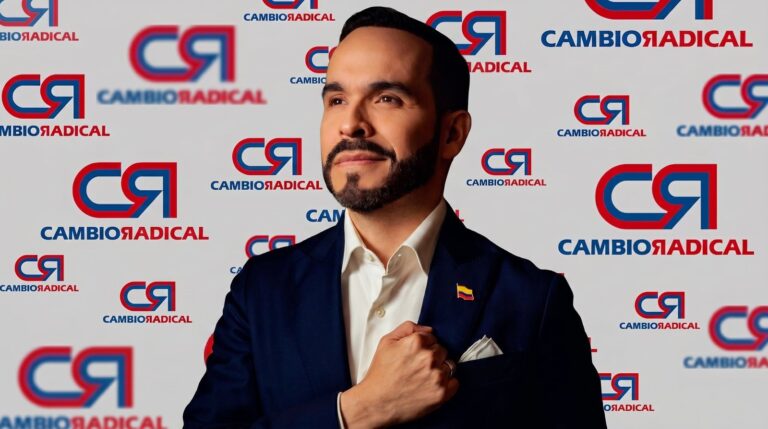 Logo de Cambio Radical junto a la foto de Abelardo de la Espriella