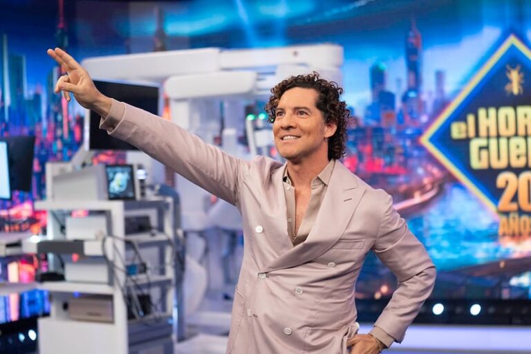 David Bisbal durante entrevista en El Hormiguero hablando sobre su álbum Eternos