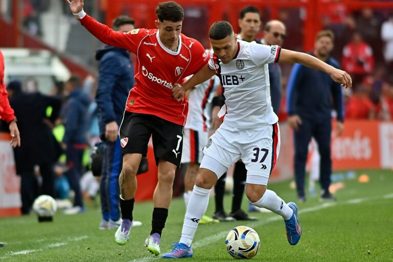 Estadio Nuevo Gasómetro durante el partido entre San Lorenzo e Independiente