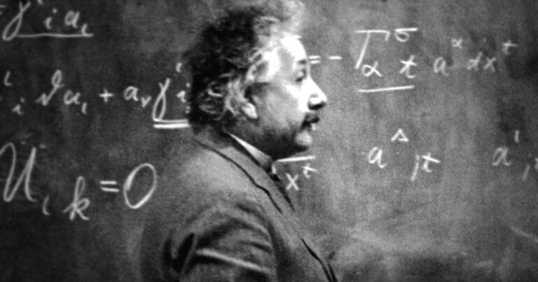Retrato de Albert Einstein con texto de su cita atribuida: Aprende del ayer, vive el hoy, ten esperanza en el mañana