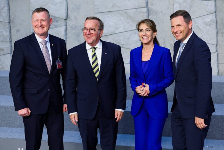 Reunión de ministros de Defensa de la OTAN en Bruselas