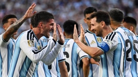 Lionel Messi celebra un gol durante el partido Argentina vs Argelia en el Mundial 2026