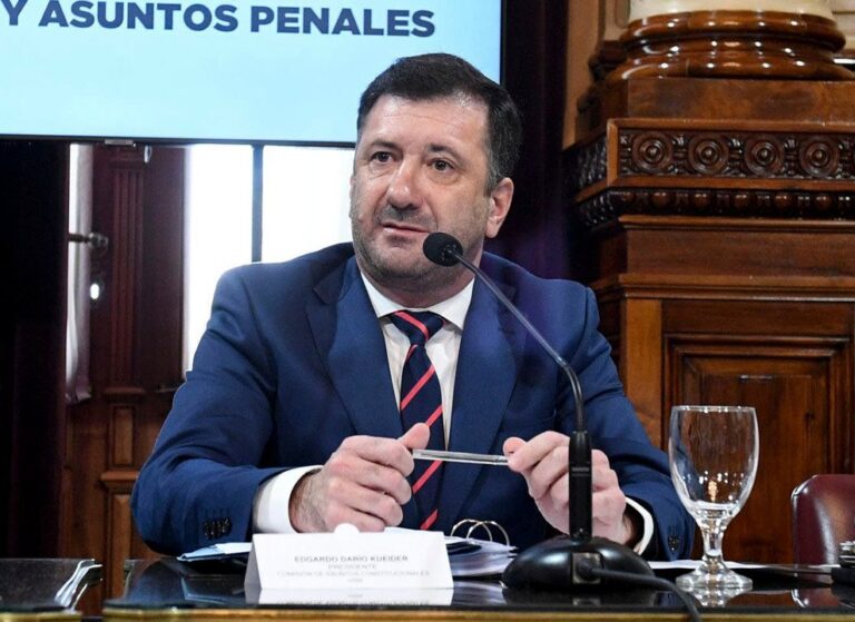 Edgardo Kueider durante una audiencia judicial