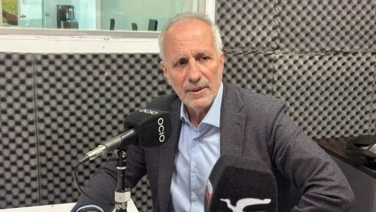 Ministro Daniel Pastore durante declaración sobre prohibición de viaje al Mundial 2026