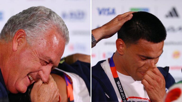Gustavo Alfaro y Diego Gómez en conferencia de prensa previa al debut de Paraguay en el Mundial 2026