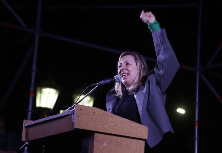 Myriam Bregman en un acto político