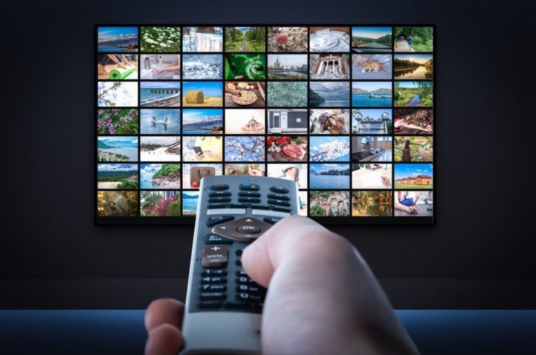 Interfaz de plataforma de streaming con opciones de suscripción