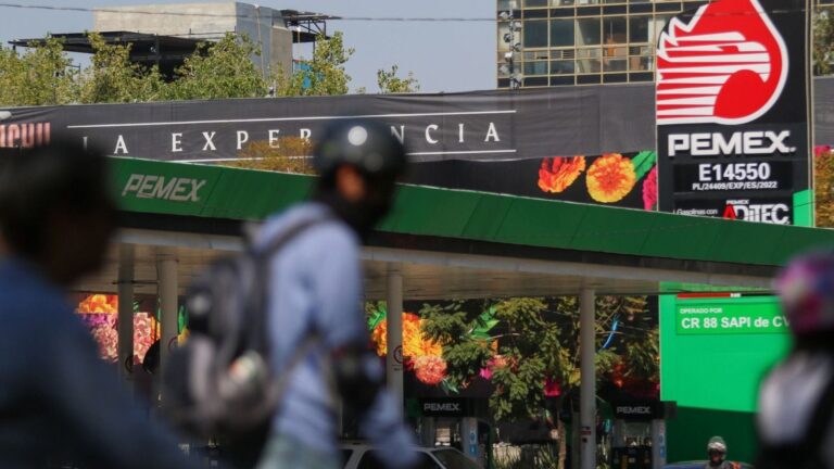Estación de servicio con precios de gasolina en Nuevo León
