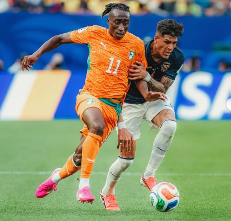 Yan Diomandé jugando con la selección de Costa de Marfil en el Mundial 2026